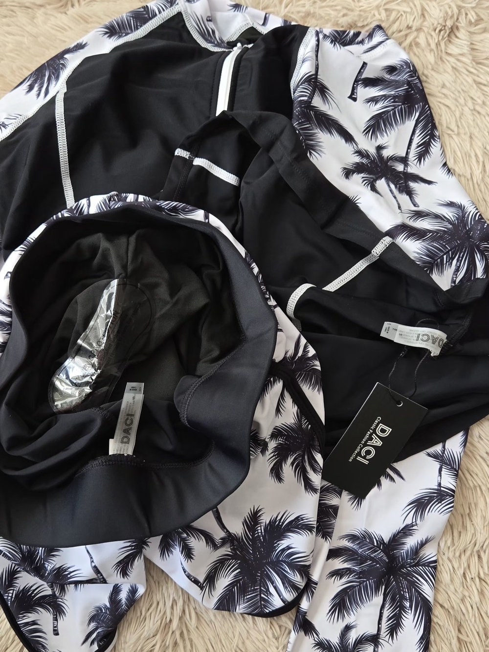 Daci Long Sleeve Rash Guard Set #1450 - Picture 2 of 13